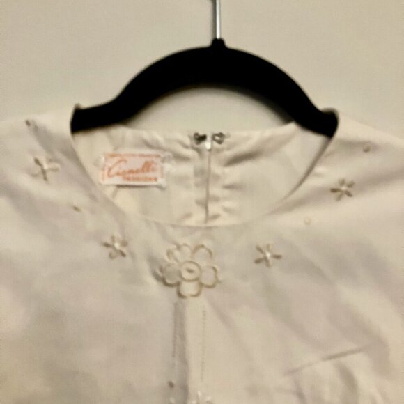 Vintage Ecru Embroidered Sheath Dress - Picture 4 of 6